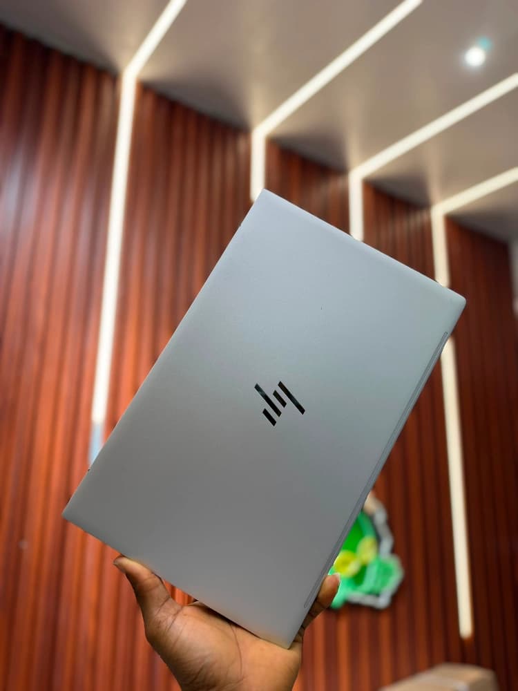HP ENVY 13 - Image 1