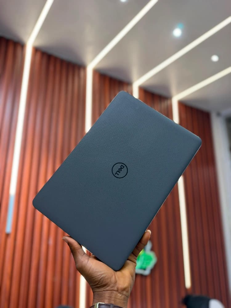 DELL LATITUDE 3140 - Image 1